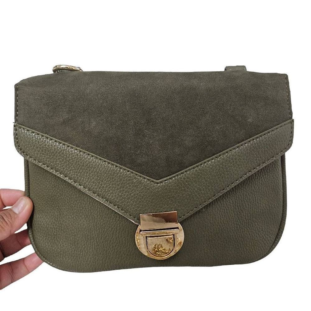 New C olive green crossbody bag